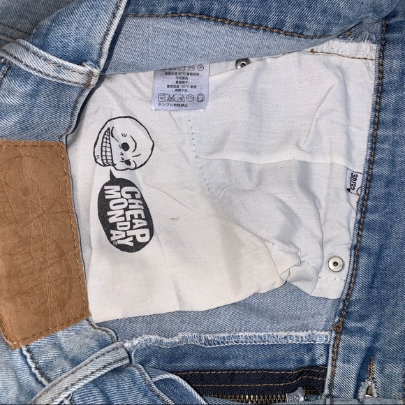 Cheap Monday jeans with cut knees - Picture 5 of 5